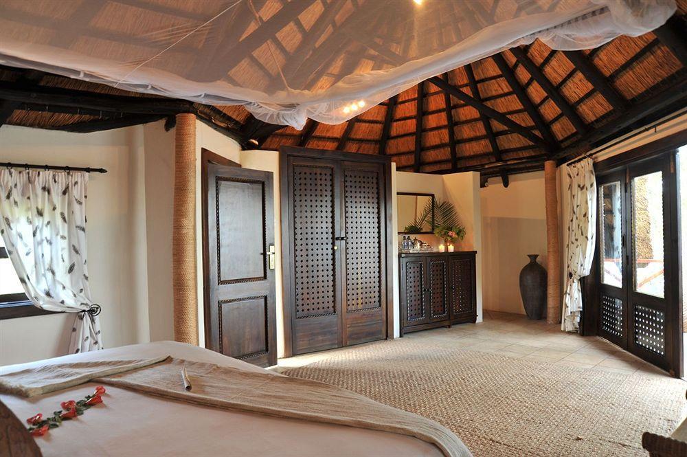 Three Cities Thorntree River Lodge Livingstone Bagian luar foto
