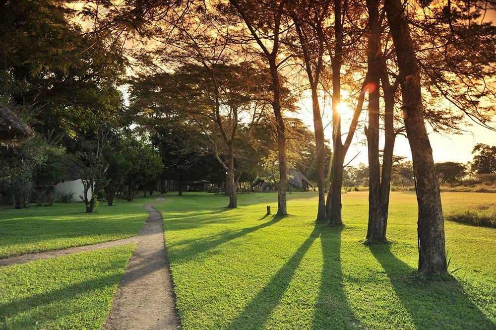 Three Cities Thorntree River Lodge Livingstone Bagian luar foto